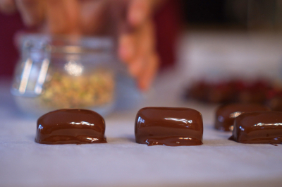 Videóriport az Indexen arról, hogy hogyan tudtok szaloncukrot készíteni házilag