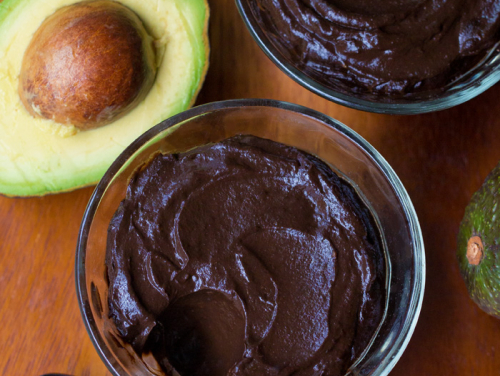 Vegán csokoládé mousse avokádóval