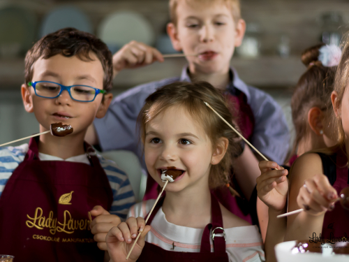 Csokoholizmus – a csokoládéfüggőség fizikai és lelki vetületei