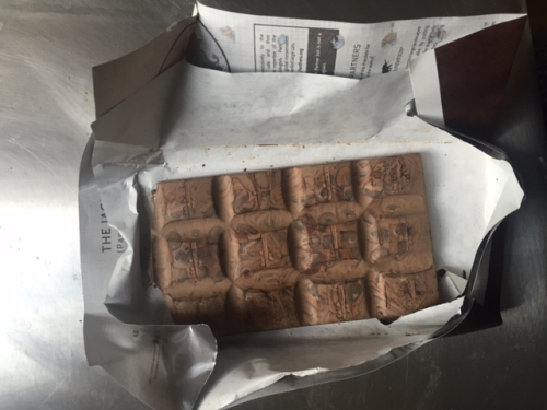 Hogyan és meddig tároljuk a kézműves csokoládét, ha szeretnénk megőrizni a minőségét?